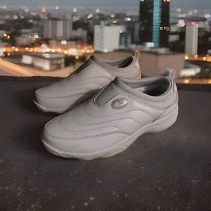 Women's 6.5 XX (4E) Propet W3851 Slip On Slip Resistant Shoes White Sneakers - Picture 1 of 11