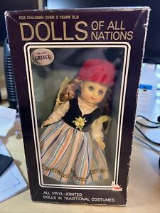Dolls of All Nations "Greece No. 133" Bookshelf Collectables Fishel