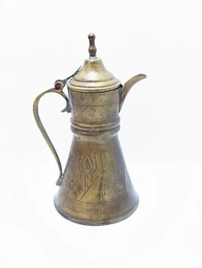 ANTIQUE BRASS DALLAH COFFEE TEA POT EGYPTIAN PYRAMID PHARAOH ETCHED DESIGN - Picture 1 of 13