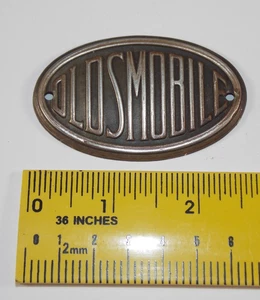 Rare 1928 Oldsmobile Radiator Grille Emblem Car Automotive Hood Badge Logo USA - Foto 1 di 5