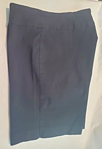 Dana Buchman schwarze Bermuda Shorts Damen Gr. L dehnbar gerader gekerbter Saum - Bild 1 von 6