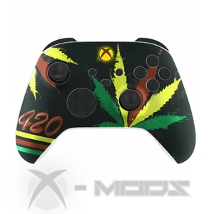 XBOX ONE SERIES CUSTOM CONTROLLER - BLAZE IT UP 420 BLACKOUT - Picture 1 of 6