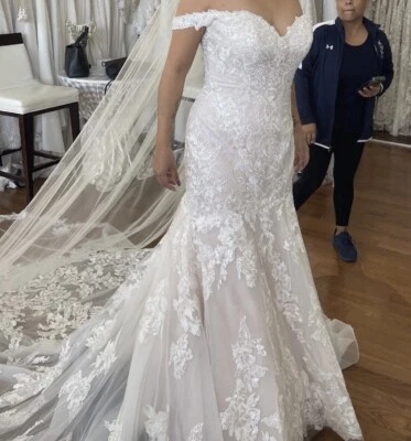 Moonlight Bridal Bella Wedding Dress - Image 1 of 4