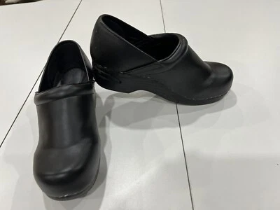 Croft & Barrow 鞋底(感官)能力 Juliana 木屐黑色一脚蹬舒适 7.5B — 第 1/4 张图片