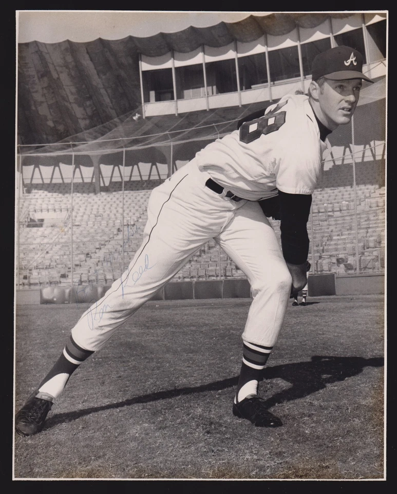 1966-67  Ron Reed  BRAVES  SIGNED  7-5/8 x 9-1/2  SNAPSHOT PHOTO AUTO COA #3 - Image 1 of 1