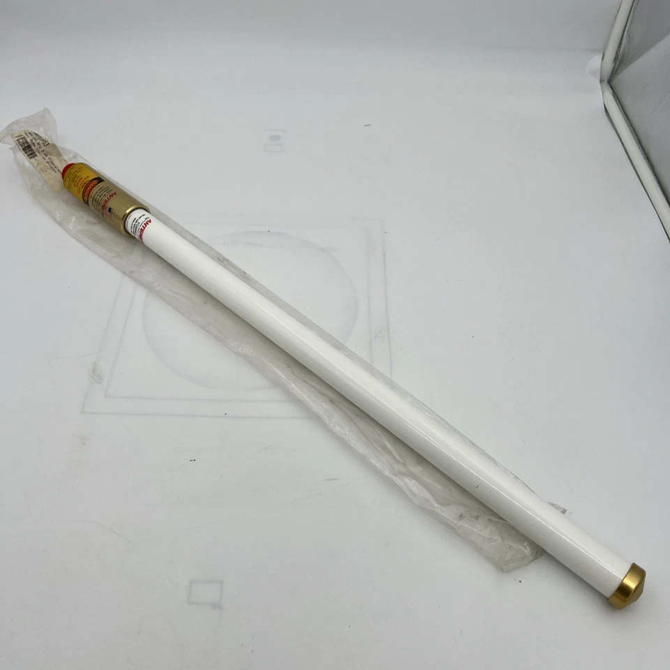 FG8963 896-940 MHz 3dB Fiberglass Omni Base Station Antenna - Image 1 of 4
