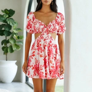 Damen Hello Molly süß wie Vanille Kleid Blumenmuster rot weiß Größe Medium US 6  - Bild 1 von 10