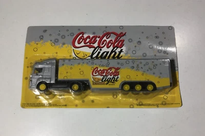 (@7) MODELLINO-MODEL - DGD - CAMION-TRUCK COCA COLA LIGHT LEMON - Immagine 1 di 4