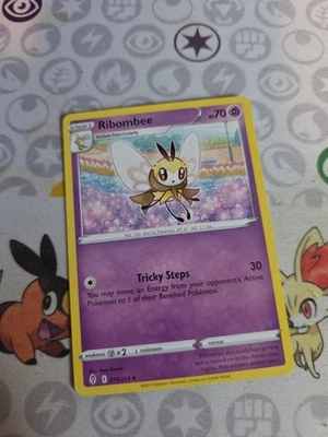 Ribombee 079/203 SWSH07: Evolving Skies Regular - Image 1 of 2