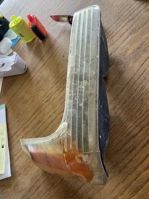 B475. GMC Denali 1999-2000 señal de giro derecha Foto 1 de 4