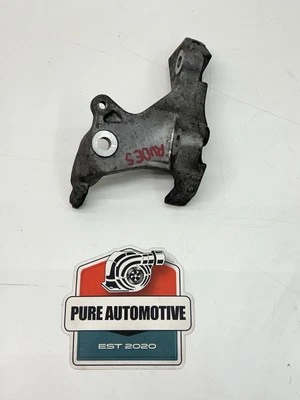 Nissan 350Z G35 2003-2006 compresor de CA a soporte de bloque de motor VQ35DE OEM 1211 Foto 1 de 4