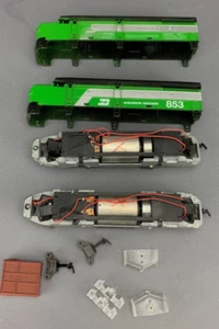 2X HO Model Power/Roco Burlington Northern FA2 Locomotives, Powered HO6392 - Picture 1 of 10