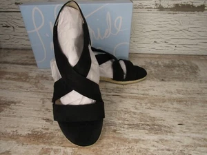 New ~ Life Stride Women's Siesta Black Espadrille Wedge Sandals Size 6.5 M - Picture 1 of 8