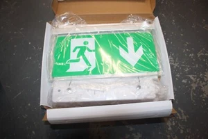 Pro-Elec Schild, Notausgang, LED, Deckenhalterung, gewartet, IP20, 3,6 W, 220 - Bild 1 von 5
