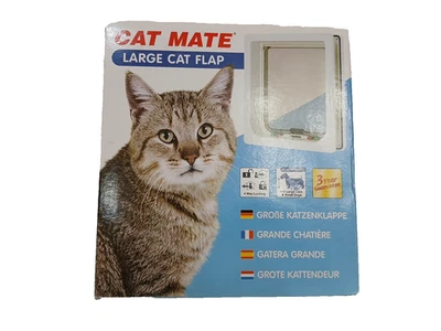 Puerta grande de 4 vías Cat Mate para gato/perro con captura magnética y solapa rígida 221 W Foto 1 de 4