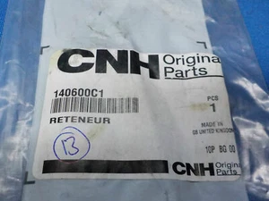 fits Case / New Holland 140600C1 Reteneur - Picture 1 of 2