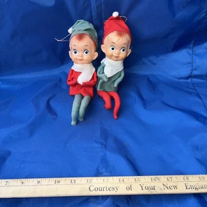 2 Elfi di Natale vintage anni 50 su scaffale ginocchiere Pixie Elfi Jestia Giappone MCM - Foto 1 di 4