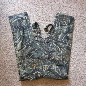 NWOT Cabela's Boys Medium Camo Bib Overalls Seclusion 3D Hunting - Picture 1 of 2