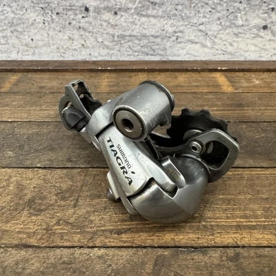 Desviador trasero Shimano Tiagra RD-4500 9 velocidades bicicleta de carretera plateada Japón jaula larga Foto 1 de 4