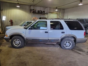Wiper Transmission Fits 95-05 BLAZER S10/JIMMY S15 2069144 - Picture 1 of 12