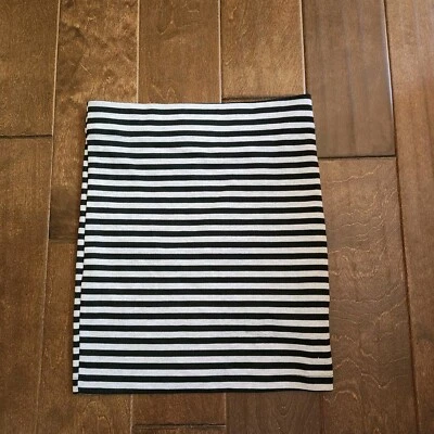 Falda lápiz para mujer Nollie negra gris con estampado de cebra - talla pequeña Foto 1 de 4