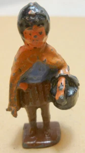 Raco 54mm hollow-cast lead figure: Red Riding Hood - Picture 1 of 3