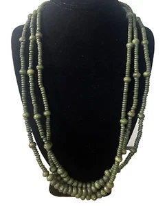 Perline bohemien verde oliva traslucide vintage - Foto 1 di 10