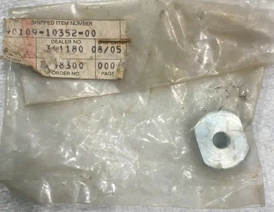 Yamaha 1969-2024 nuevo original OEM tanque perno 90109-10352 cantidad 2 XS1 TX650 YFM700 Foto 1 de 4