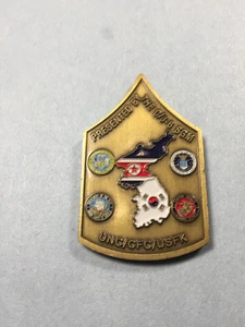 US Army Challenge Coin - UNC/CFC/USFK - Picture 1 of 7