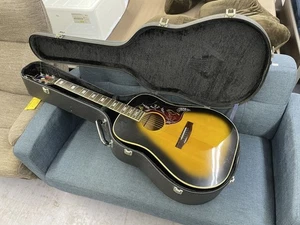 Rara chitarra acustica Morales M30 colibrì intarsiata Japan custodia rigida vintage made - Foto 1 di 10