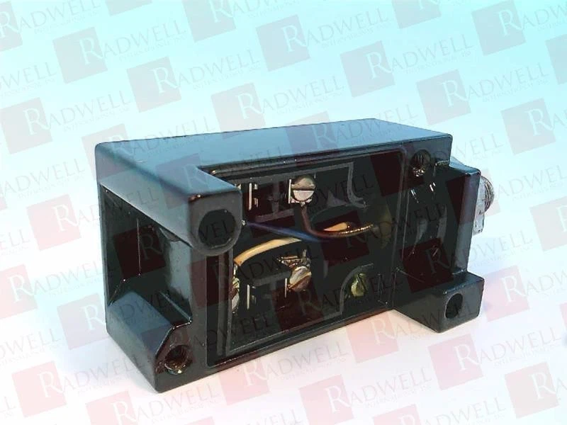 PEPPERL & FUCHS MPB27 / MPB27 (NEW IN BOX) - Image 1 of 1