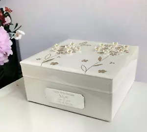 Personalised Butterfly Floral White Trinket Jewellery Box Engraved Ladies Gift - Picture 1 of 6