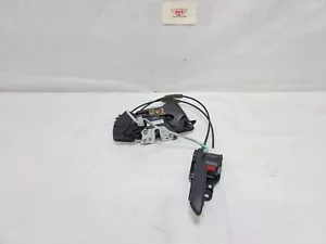 Actuador de cierre de puerta delantero izquierdo lado del conductor Toyota RAV4 2019-2024 6904002440 - Imagen 1 de 8
