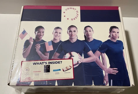 United States Women's National Team Gift Set - USWNT Soccer Fan Kit - New Cover