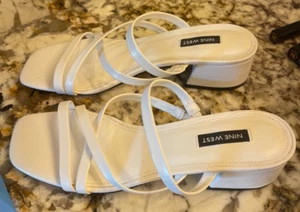 Nine West Strappy Sandals Womens 9M White Low Chunky Heel - Imagen 1 de 4