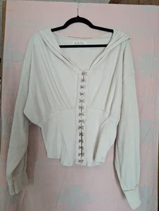 Free People Langarmshirt mit Kapuze und Haken - Bild 1 von 6
