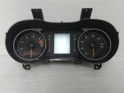 Cuadro de instrumentos velocímetro Jeep Cherokee 2017 49 k millas 68309005AD Foto 1 de 4