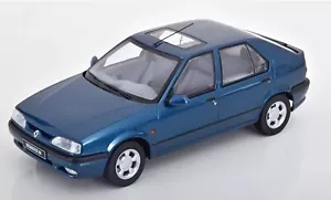 Renault 19 1994 Blu metallic 1:18 Triple9 T9-18000451 - Foto 1 di 2