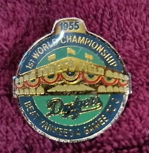 Los Angeles Dodgers 1955 1st World Champs Beat Yankees 4 to 3 Pin 1989 Unocal 76 - Picture 1 of 1