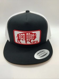 Cappello Sporco Rosso Nero Bianco Maglia Originale Patch Cap RDHC-203 SnapBack Trucker - Foto 1 di 4