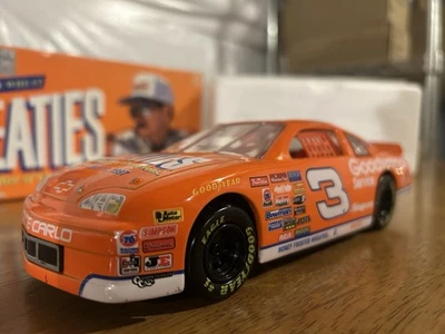 NASCAR Action Racing 1997 #3 Dale Earnhardt GM/Wheaties 1/24 Scale Diecast Car - Image 1 of 4
