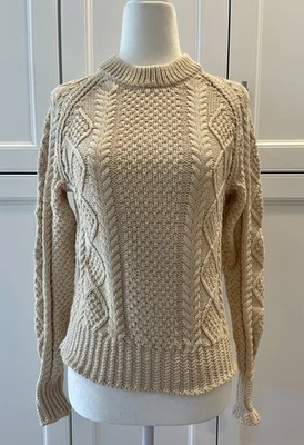 L.L. Suéter Bean Signature para mujer tejido con cable beige cuello redondo algodón talla XS Foto 1 de 4