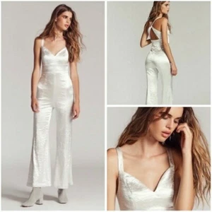 $250  FREE PEOPLE Sz8 SILVER CRUSH V-NECK STRAPPY BACK WIDE LEG JUMPSUIT SILVER  - Picture 1 of 2