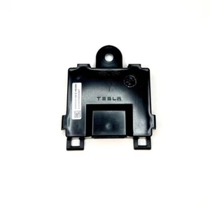 OEM Door Handle Control Module Unit 1069651-00-E Tesla Model S 2012 - 2020 - Picture 1 of 3