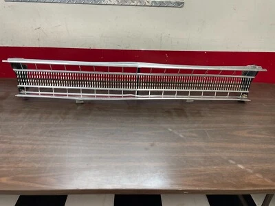 Parrilla Plymouth Fury III 1969 922 Foto 1 de 4