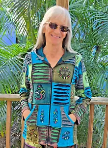 RISING INTERNATIONAL NEPAL HIPPIE FELPA CON CAPPUCCIO GIACCA COMMERCIO EQUO E SOLIDALE BLU E VERDE - Foto 1 di 2