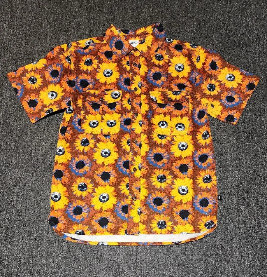 Camisa Nike SB Tanglin Manga Corta Tejida con Botones Floral Para Hombres S - FD7849-072 Foto 1 de 4