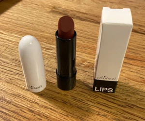 Popfeel Cosmetics LIPS Burgundy Moisturizing Lipstick - Picture 1 of 2