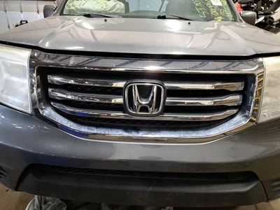 Rejilla superior 2012 Pilot Sku#4258070 Foto 1 de 4