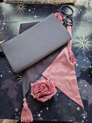 Jacques Vert Grey Pink Clutch Bag With Matching Shawl And Corsage (SM2) - Image 1 of 4